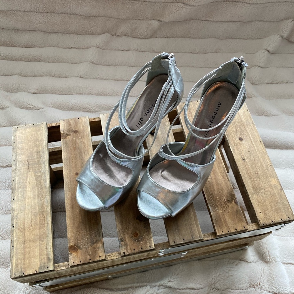 Madden Girl Baaylee Silver Paris Heel